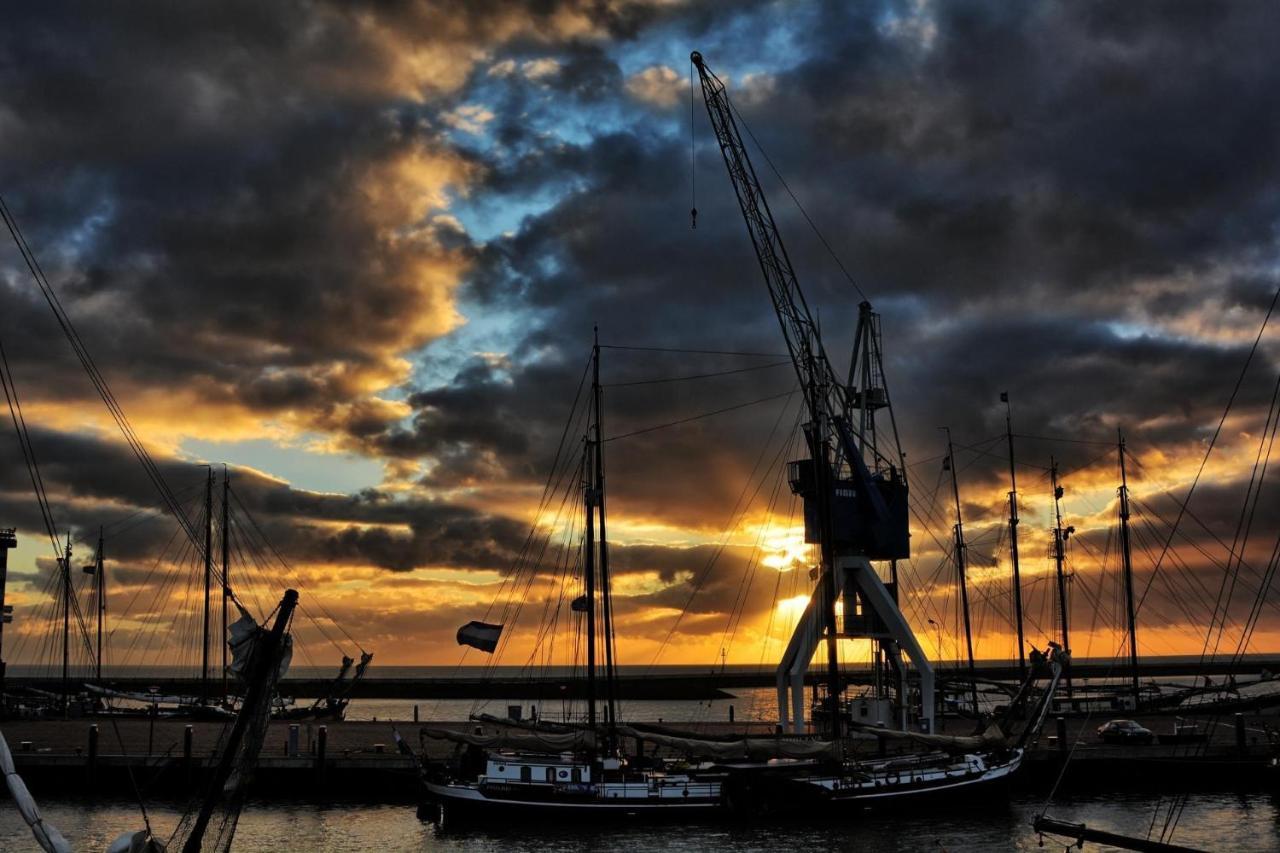 Havenkraan Van Harlingen Exteriör bild